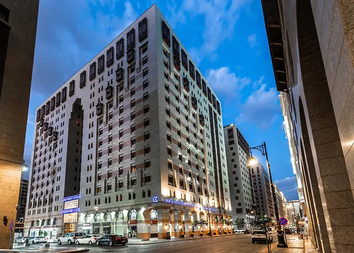 Qasr Al Ansar Golden Tulip Hotel