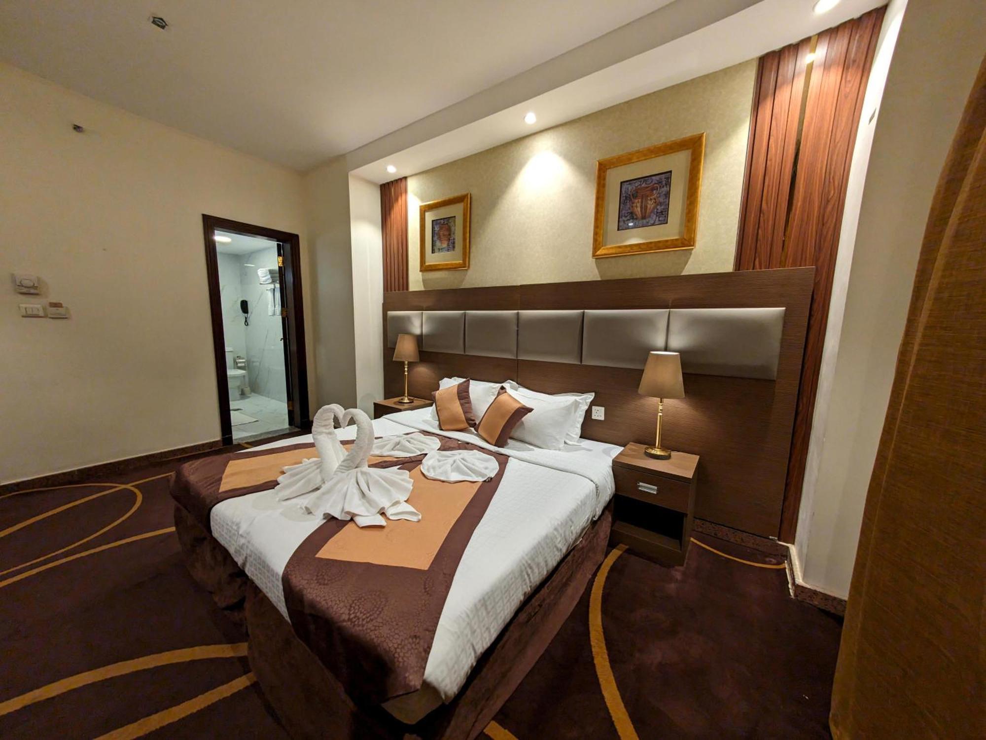 Hotel Qasr Al Ansar Golden Tulip Hotel 3*