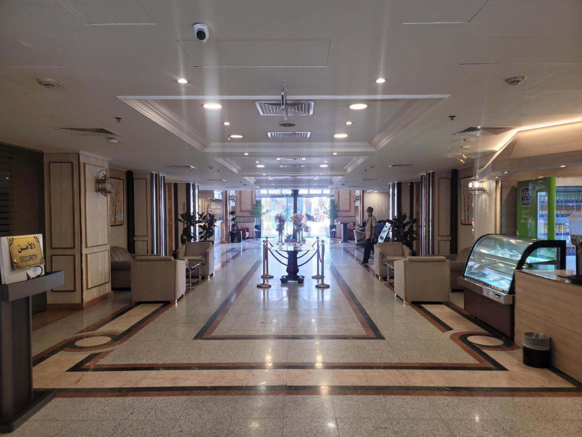 Qasr Al Ansar Golden Tulip Hotel Hotel 3*