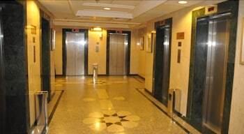 Qasr Al Ansar Golden Tulip Hotel 3*
