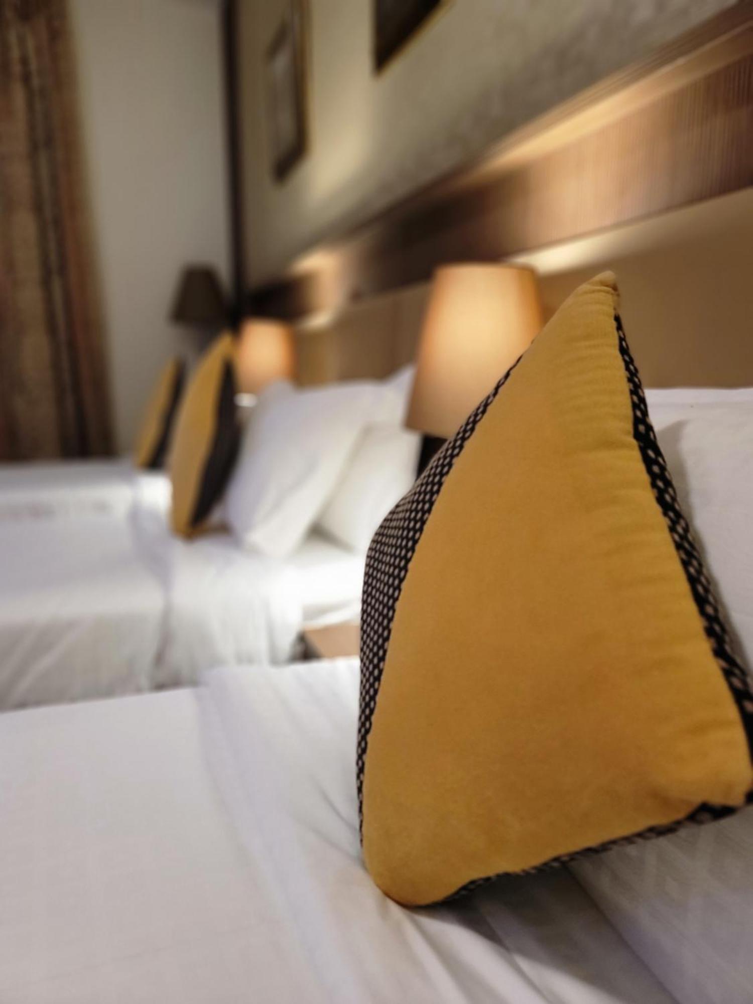 Qasr Al Ansar Golden Tulip Hotel Medina