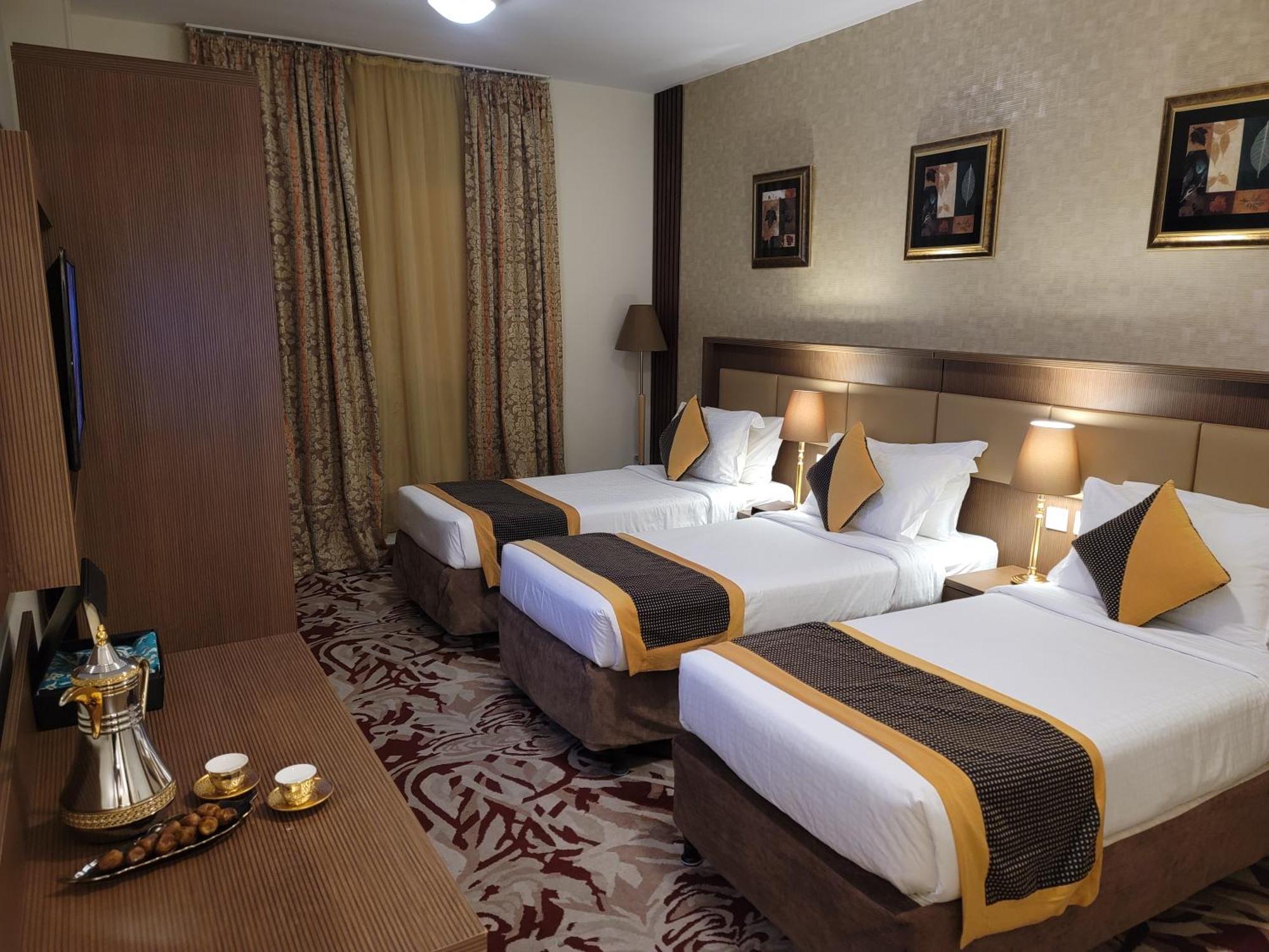 Qasr Al Ansar Golden Tulip Hotel 3*