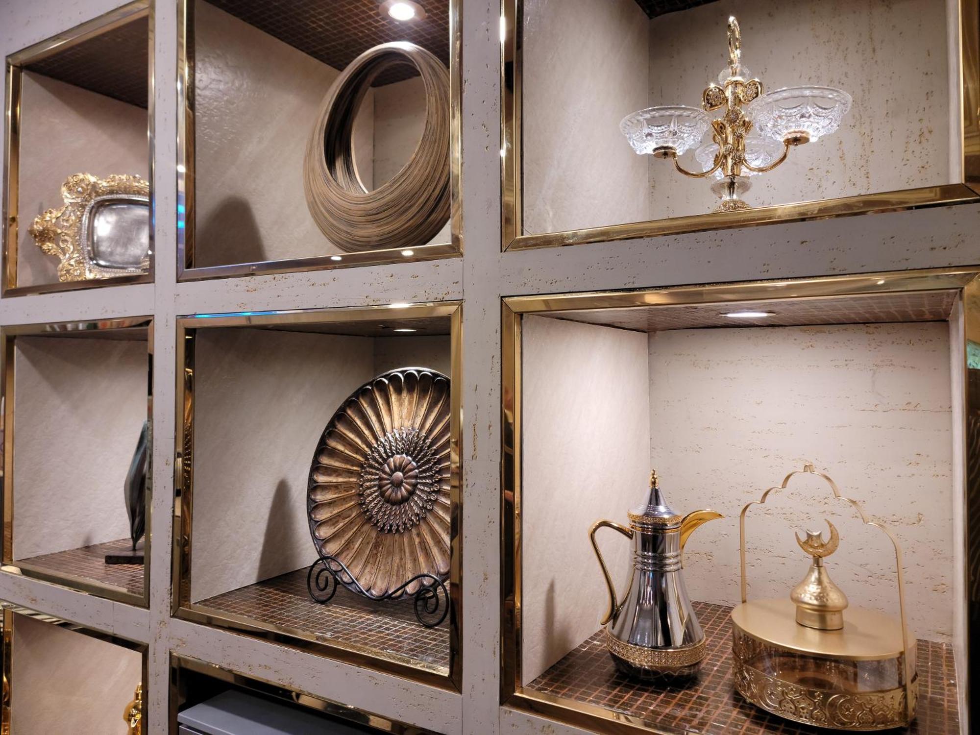 Qasr Al Ansar Golden Tulip Hotel